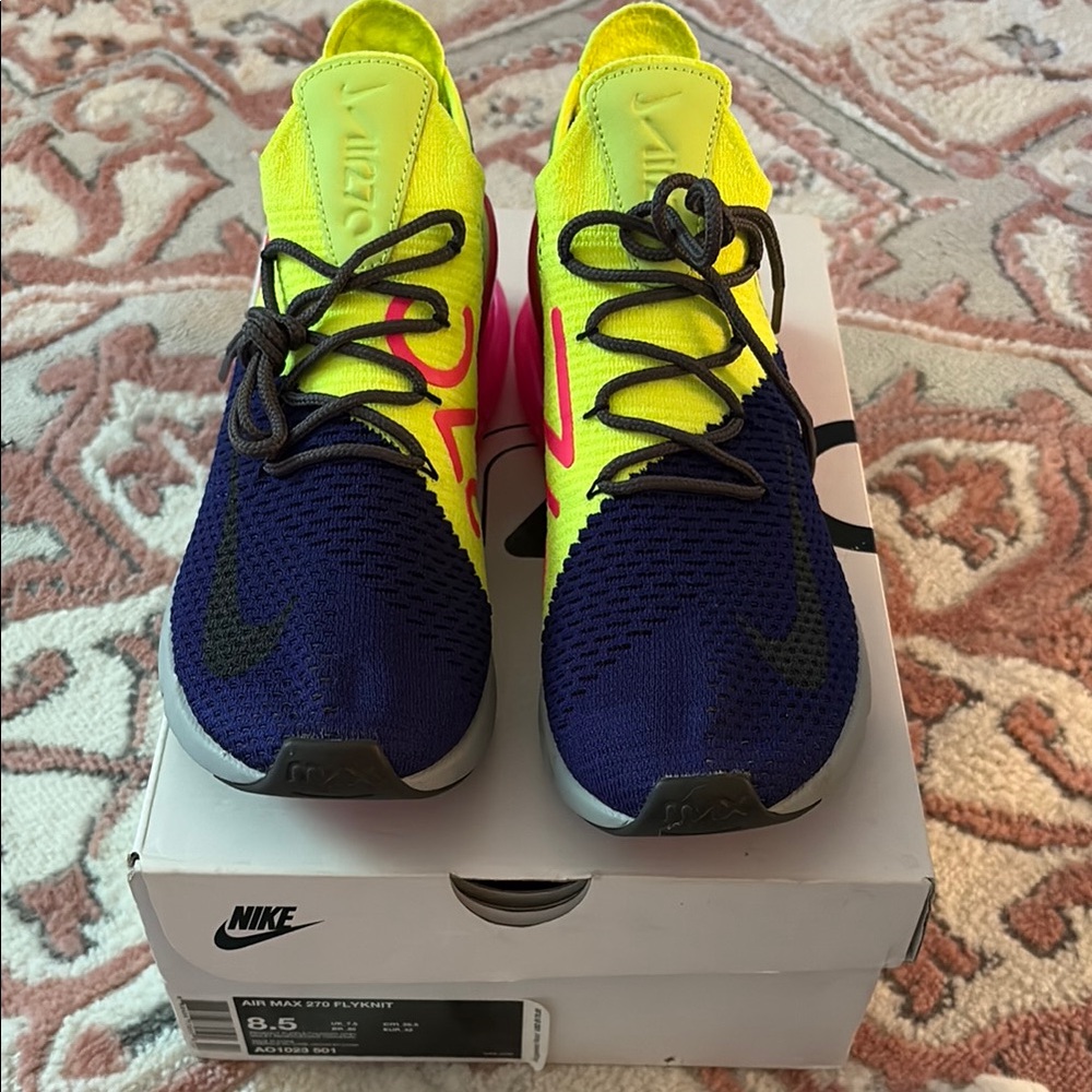 Nike Air Max Flyknit Neon Sneakers